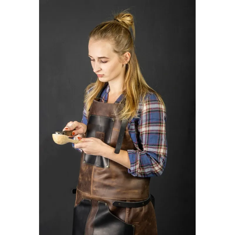 Beavercraft AP3X Genuine Leather Woodworkers Apron - Black and Brown Cyclaire Knives and Tools